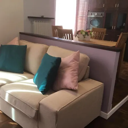 Lägenhet Comolakehome A Due Passi Dal Dervio